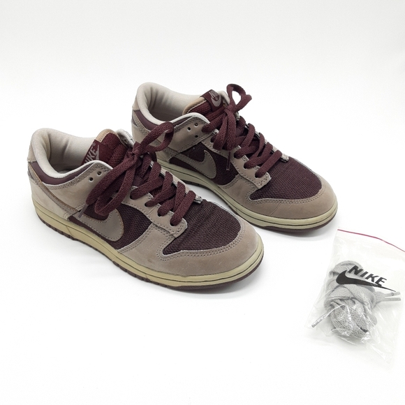 NIKE | Dunk Low Pro in Iron, Mahogany #302517 - Picture 2 of 13